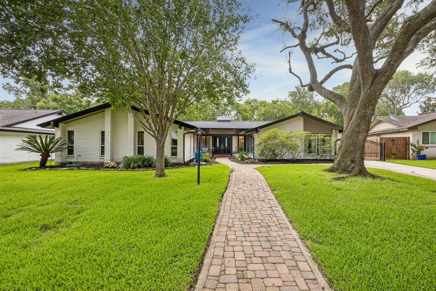 Property photo for 1446 Davon Lane, Houston, TX