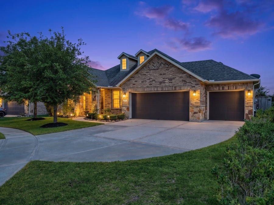 Property photo for 15739 Ponderosa Bend Drive, Cypress, TX