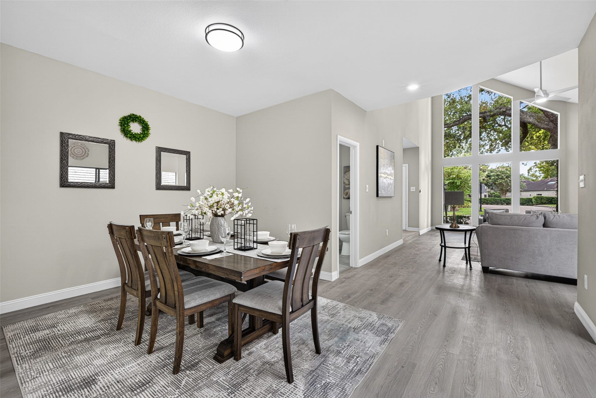 9592 Doliver Drive, Houston, TX 77063 9592 Doliver Drive, Houston, TX 77063