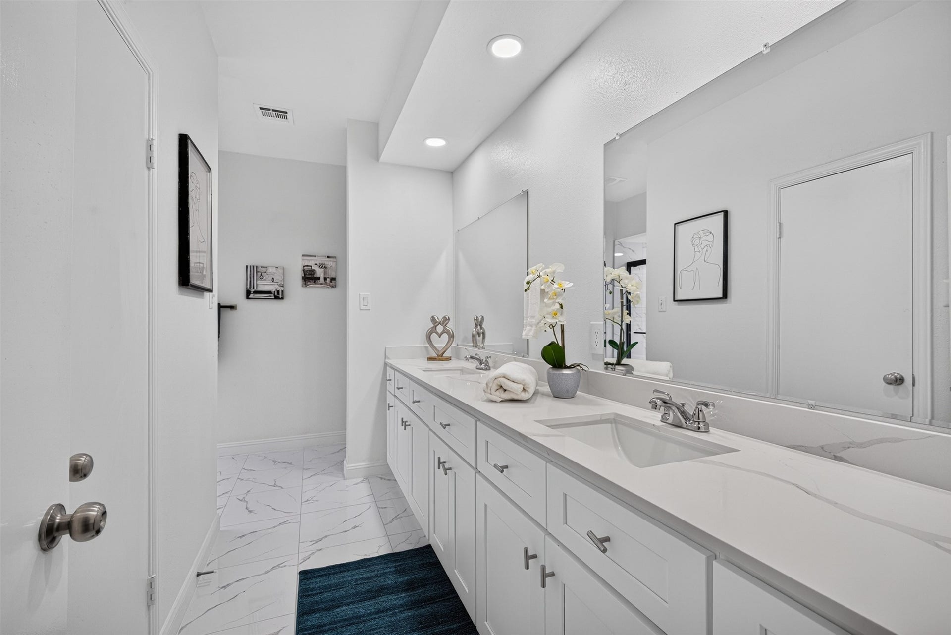 9592 Doliver Drive, Houston, TX 77063 9592 Doliver Drive, Houston, TX 77063