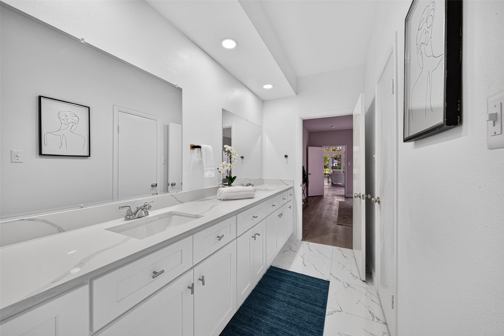 9592 Doliver Drive, Houston, TX 77063 9592 Doliver Drive, Houston, TX 77063