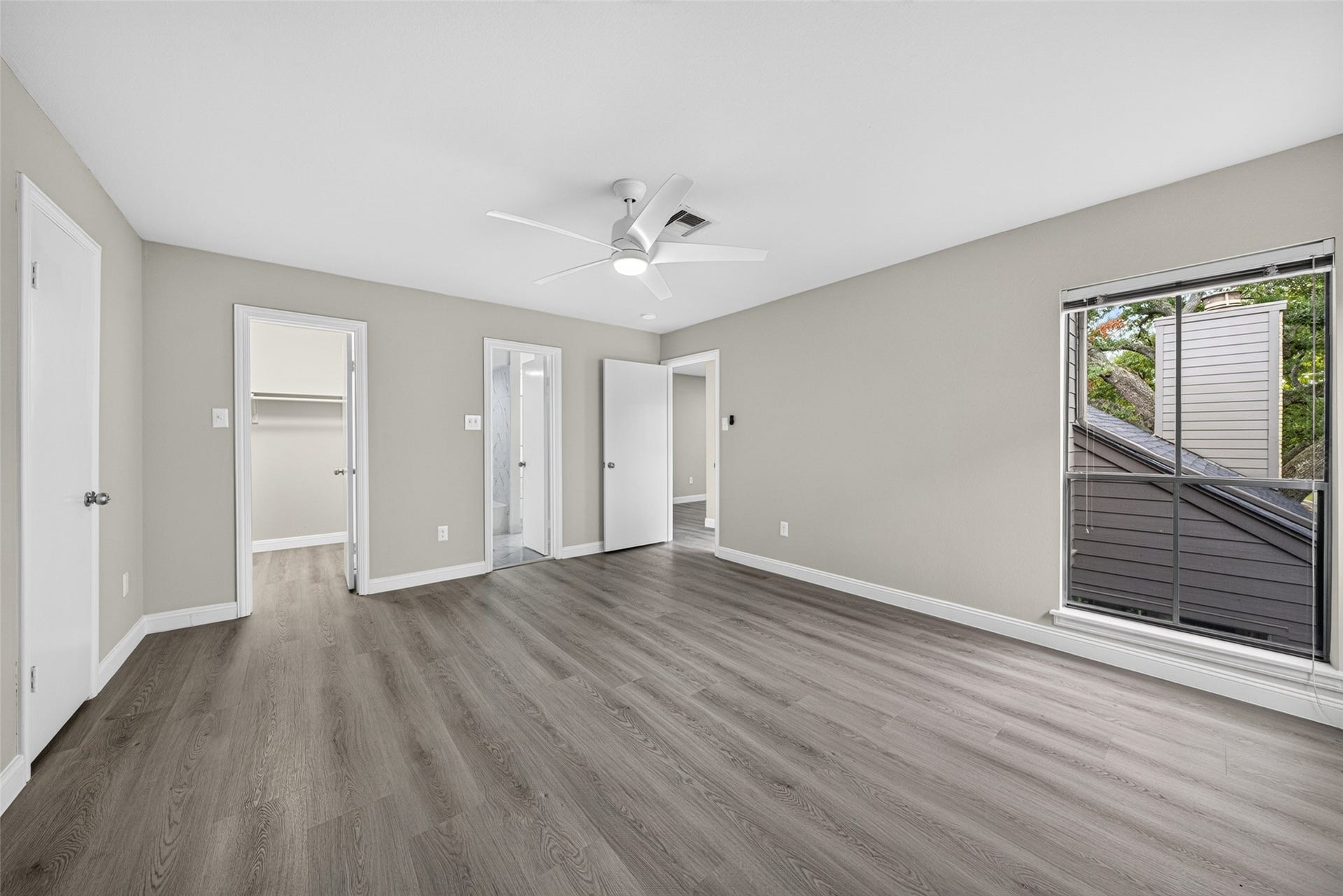 9592 Doliver Drive, Houston, TX 77063 9592 Doliver Drive, Houston, TX 77063