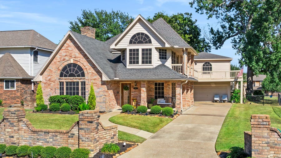 Property photo for 6971 Breezy Point, Willis, TX
