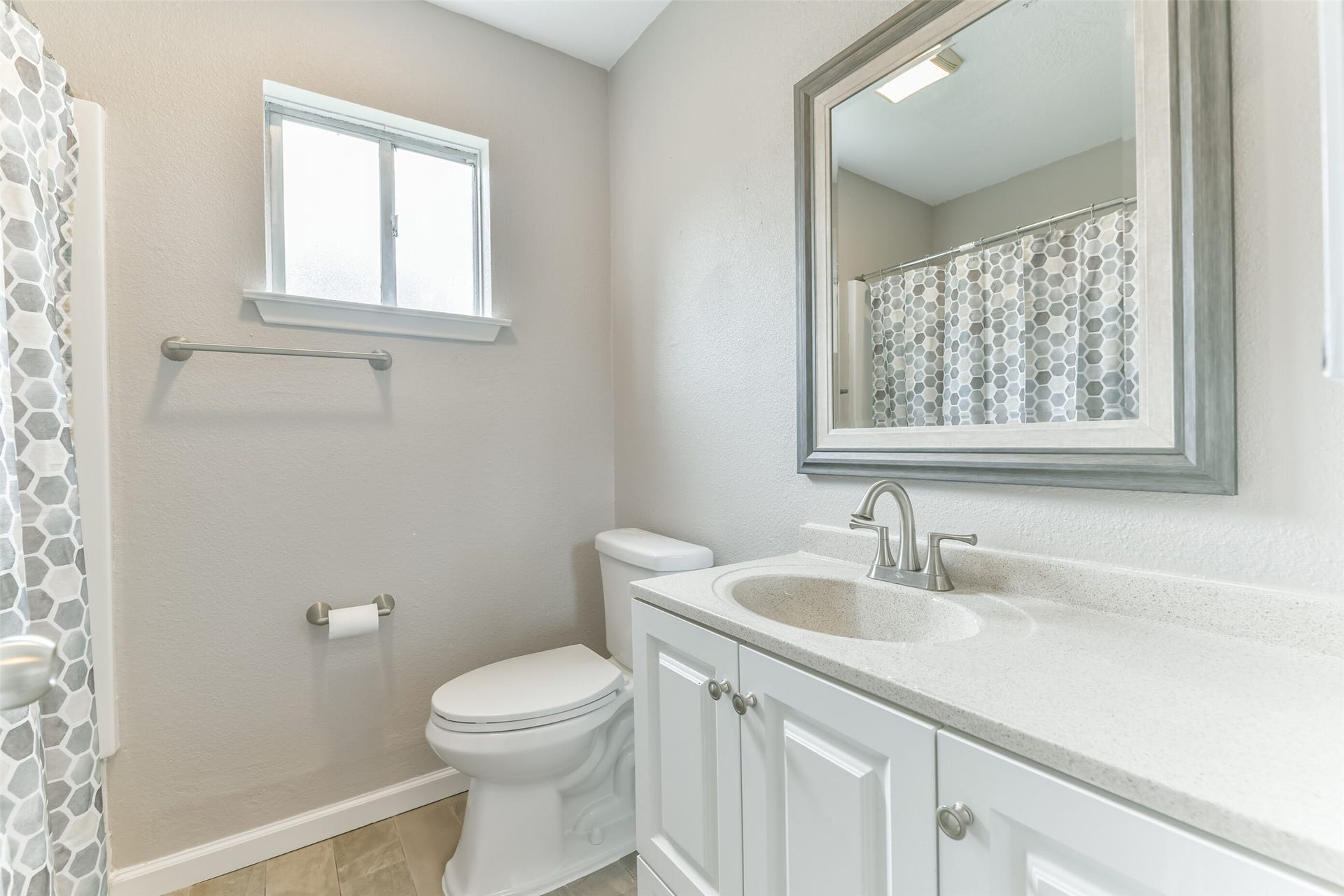 104 Brigadoon Lane, Friendswood, TX 77546 104 Brigadoon Lane, Friendswood, TX 77546