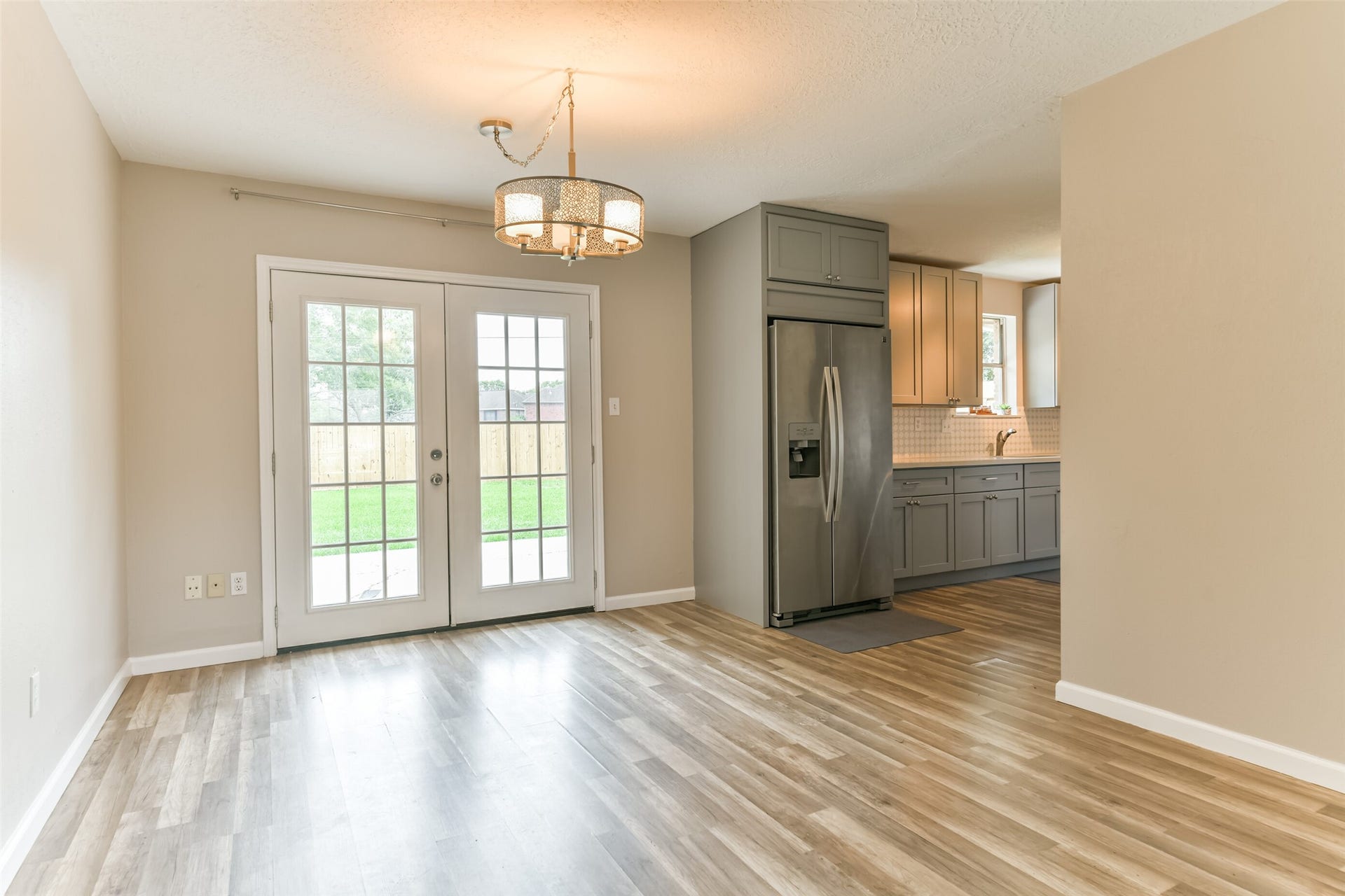 104 Brigadoon Lane, Friendswood, TX 77546 104 Brigadoon Lane, Friendswood, TX 77546