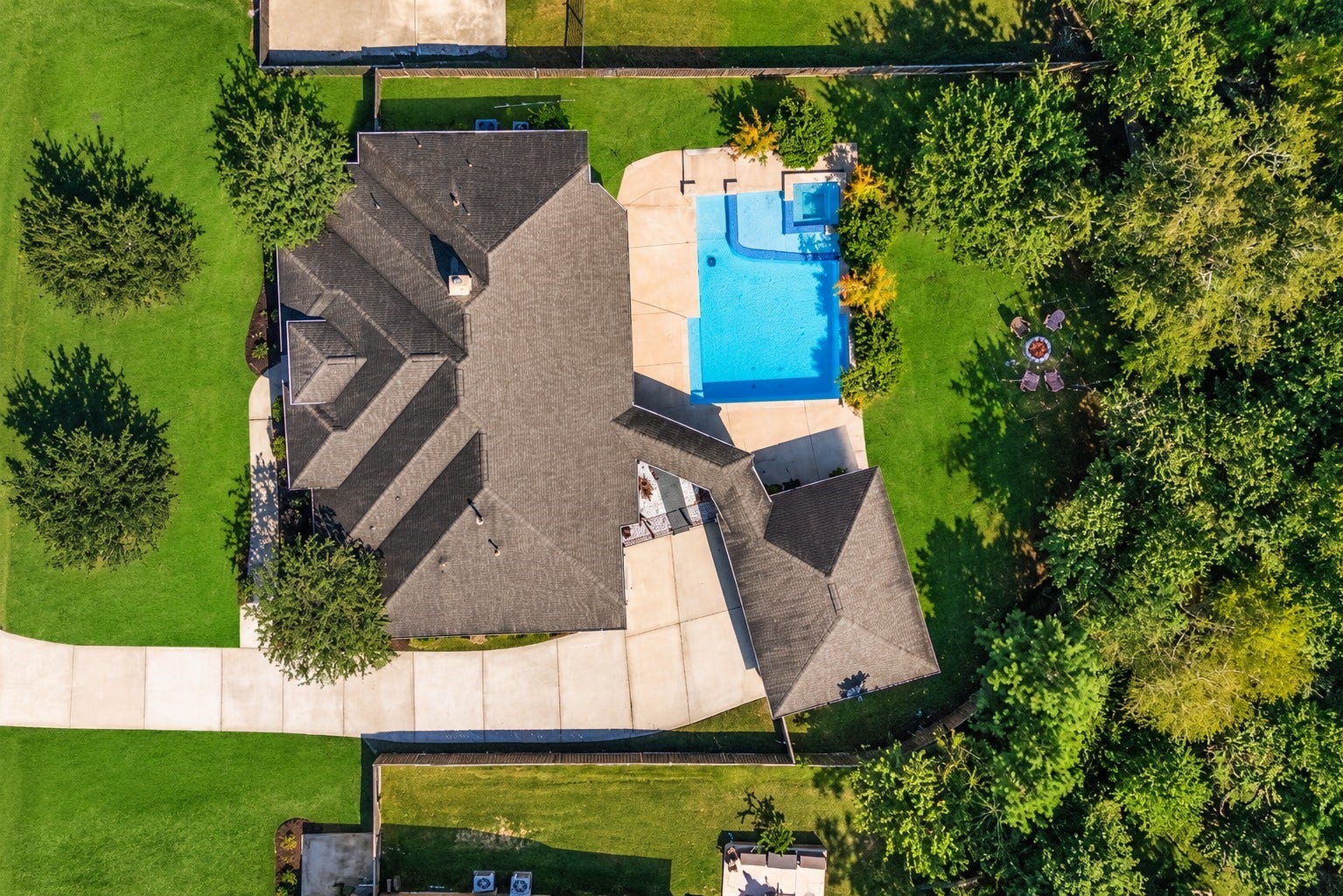 12522 Savage Court, Magnolia, TX 77354 Aerial photo of property.