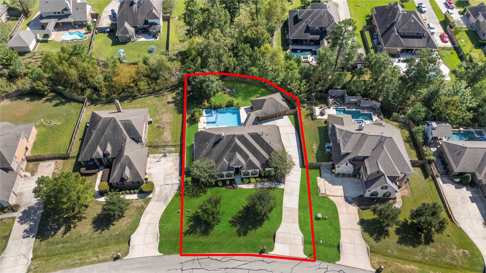 12522 Savage Court, Magnolia, TX 77354 Aerial photo of property. Redlines are approximate.