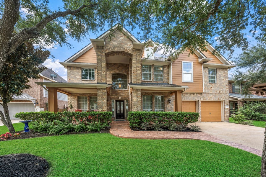 Property photo for 13106 Hampton Bay Drive, Pearland, TX