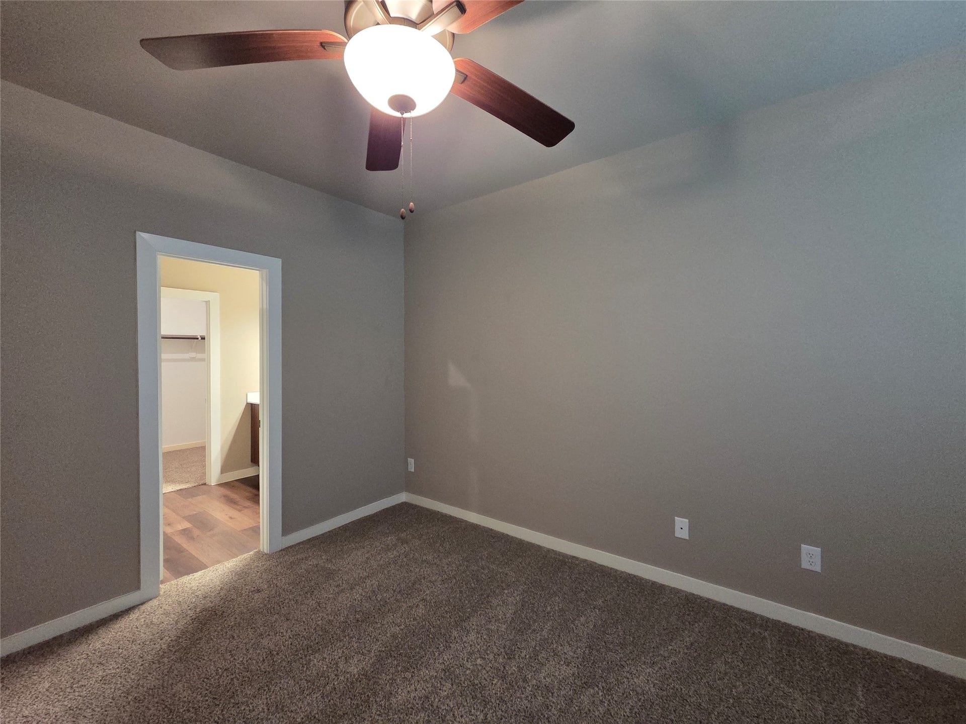 9737 Grosbeak Lane, Magnolia, TX 77354 9737 Grosbeak Lane, Magnolia, TX 77354