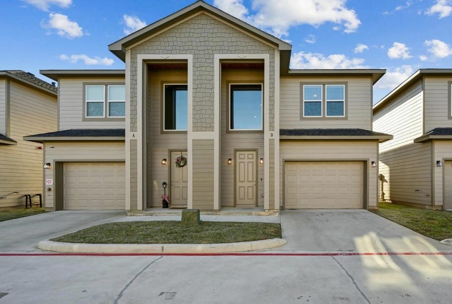 Property photo for 18620 Louetta Creek Drive, #15B, Spring, TX