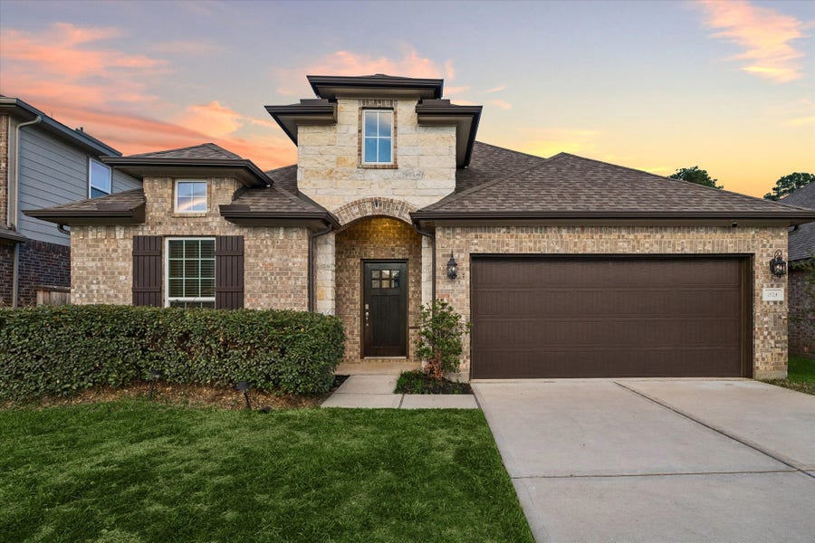 Property photo for 1924 Canyon Live Oak Street, Conroe, TX