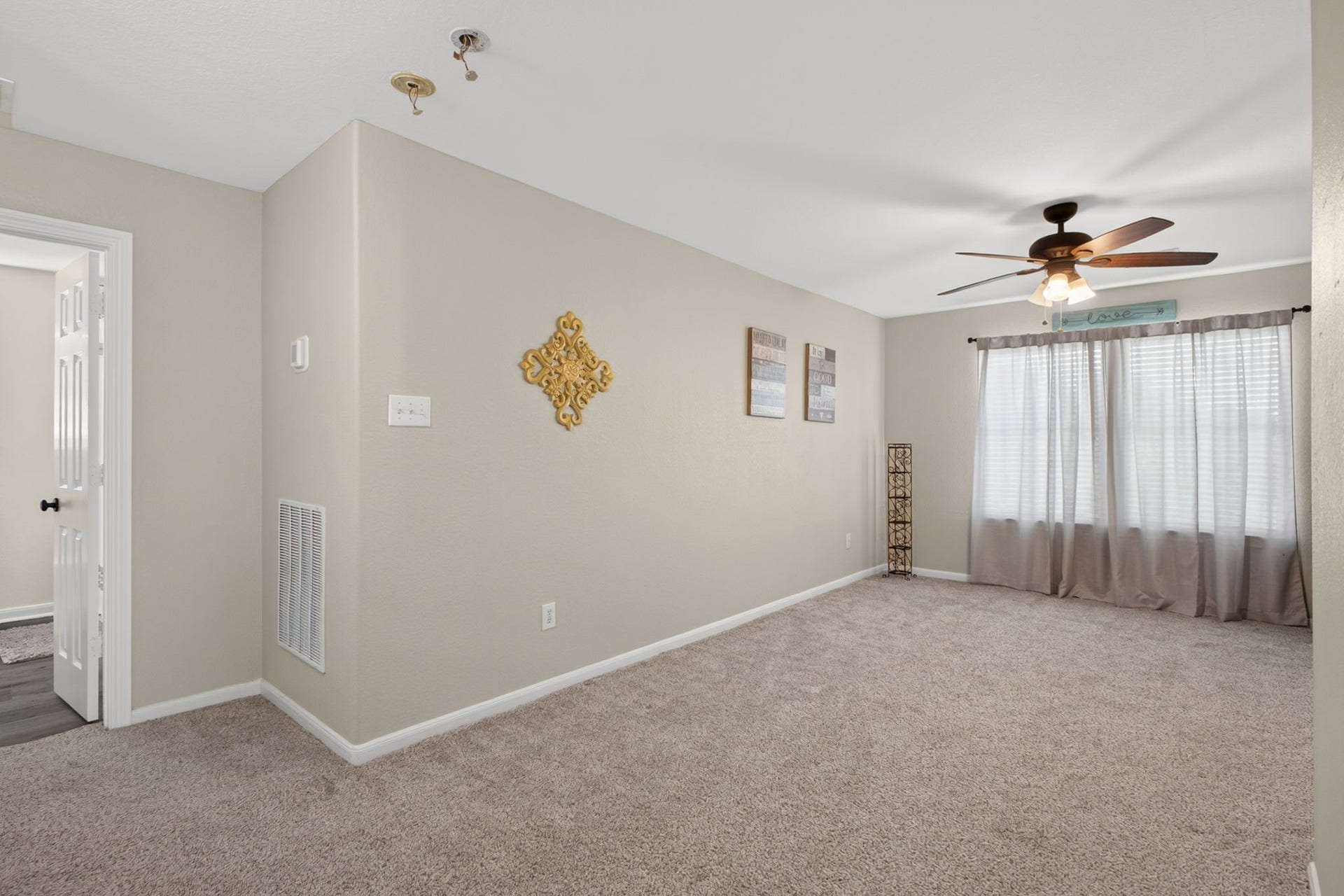 17307 Thicket Hollow Lane, Cypress, TX 77429 Upstairs gameroom