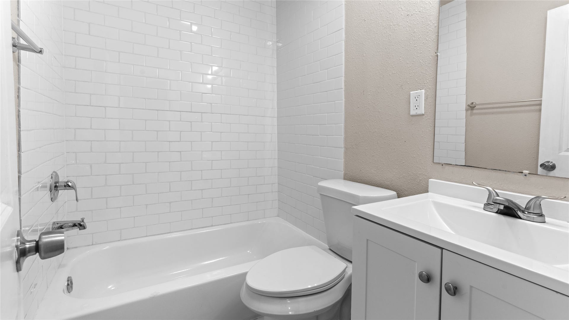 3335 Tuam Street, #1, Houston, TX 77004 3335 Tuam Street, #1, Houston, TX 77004
