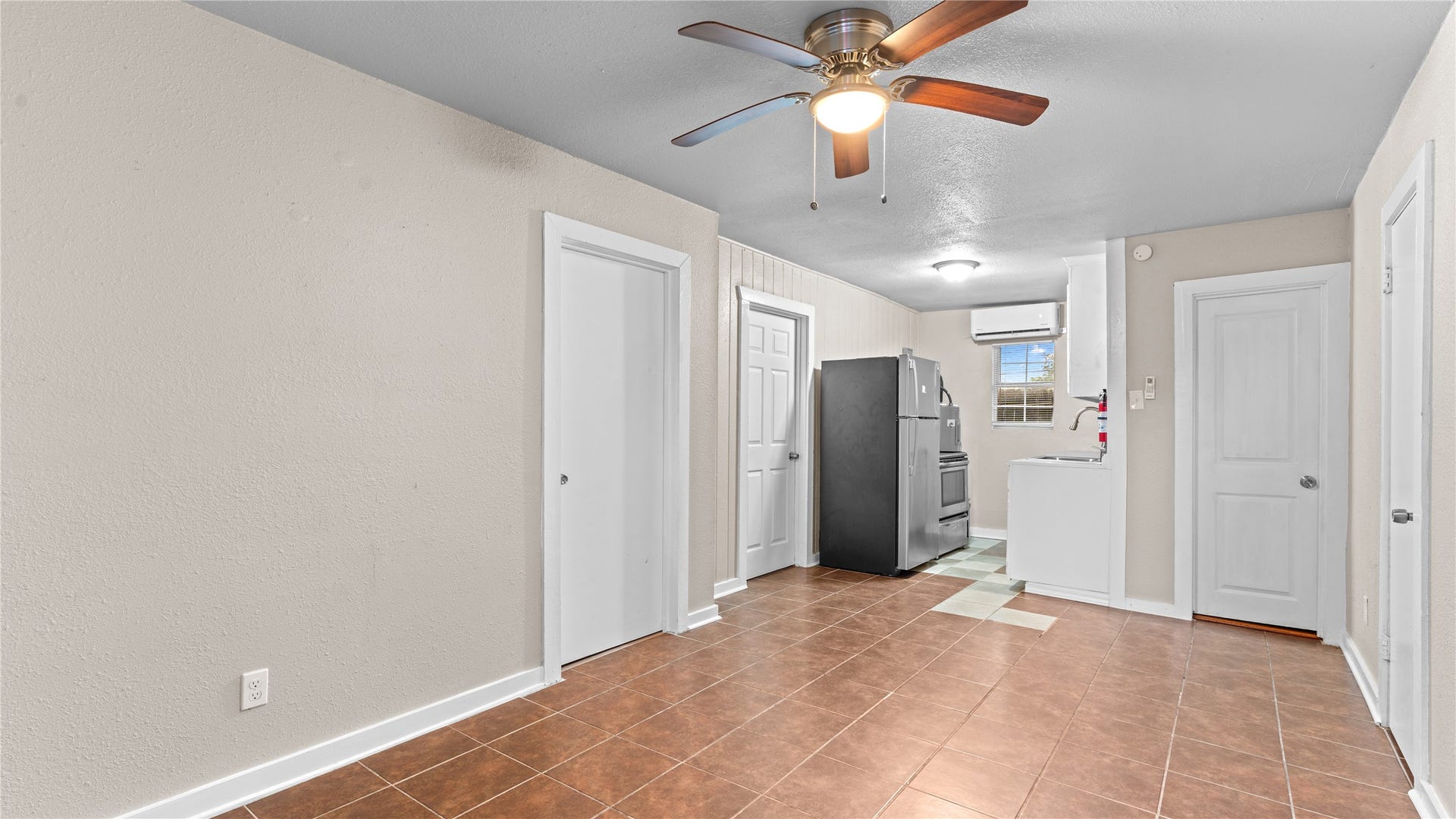 3335 Tuam Street, #1, Houston, TX 77004 3335 Tuam Street, #1, Houston, TX 77004