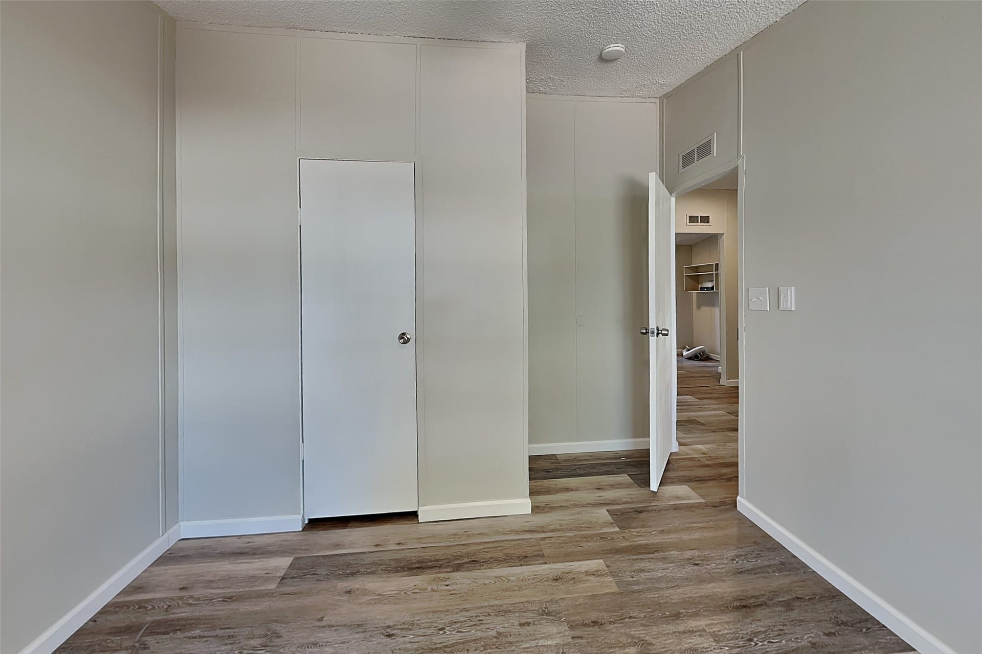 16211 Kelcey Circle, Magnolia, TX 77355 16211 Kelcey Circle, Magnolia, TX 77355