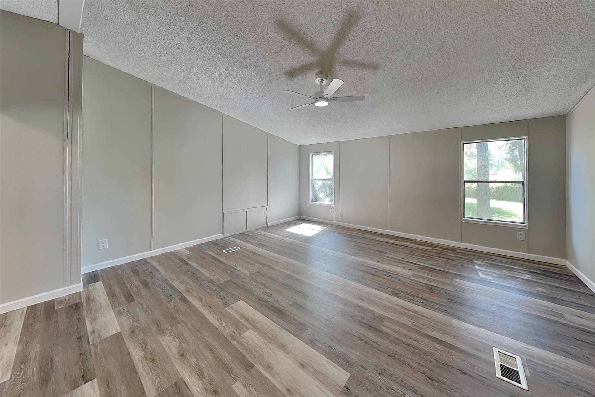 16211 Kelcey Circle, Magnolia, TX 77355 16211 Kelcey Circle, Magnolia, TX 77355