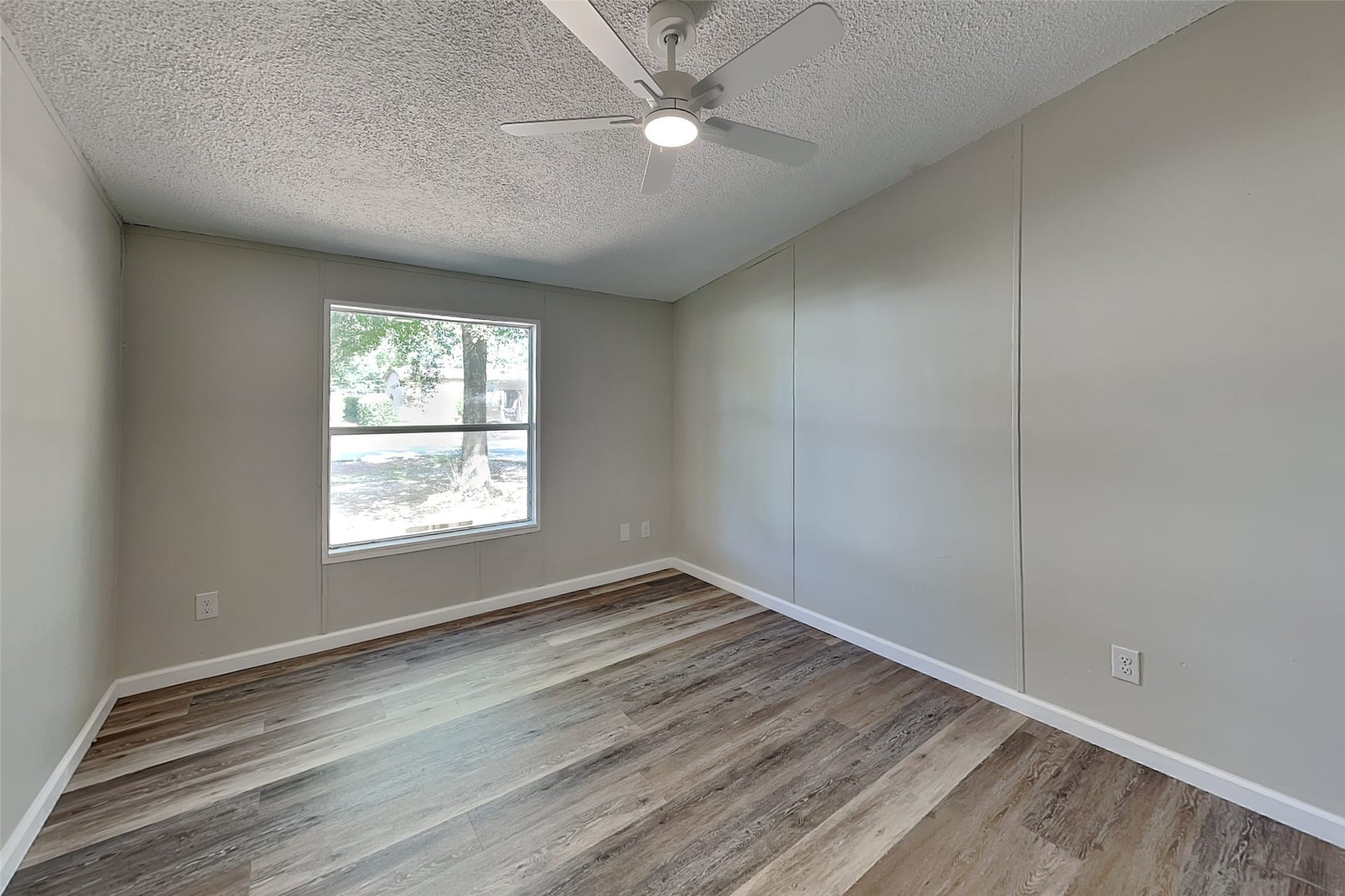 16211 Kelcey Circle, Magnolia, TX 77355 16211 Kelcey Circle, Magnolia, TX 77355