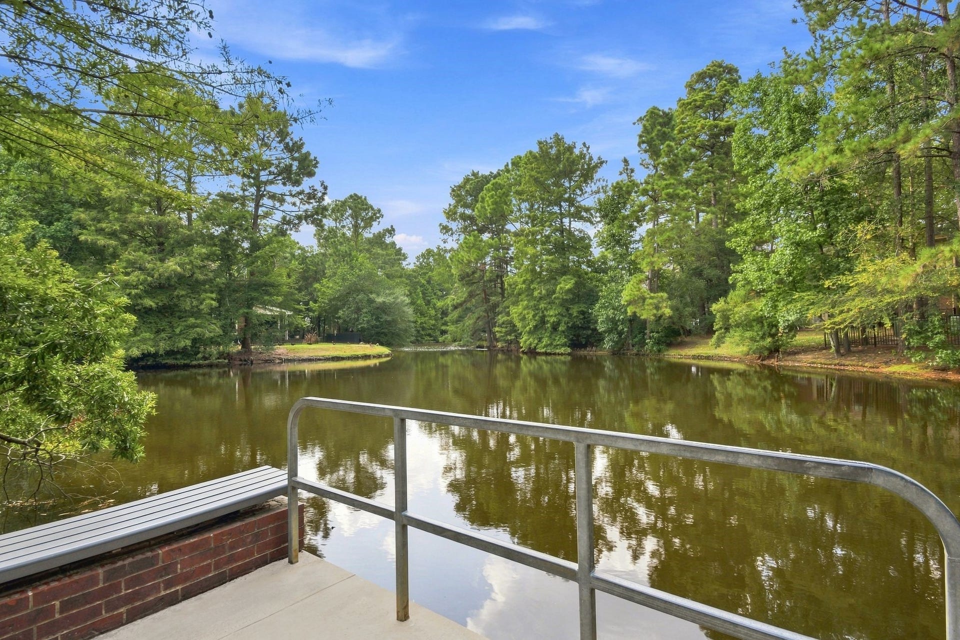 62 S Hidden View Circle, The Woodlands, TX 77381 Walk across your front yard and youre there!