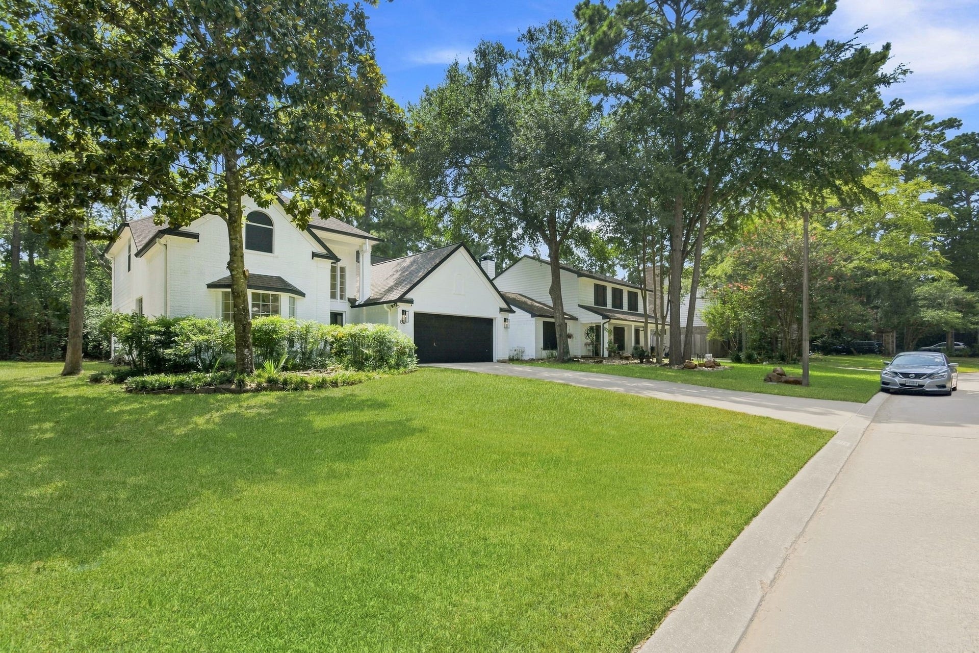62 S Hidden View Circle, The Woodlands, TX 77381 No thru-traffic on Hidden View Circle