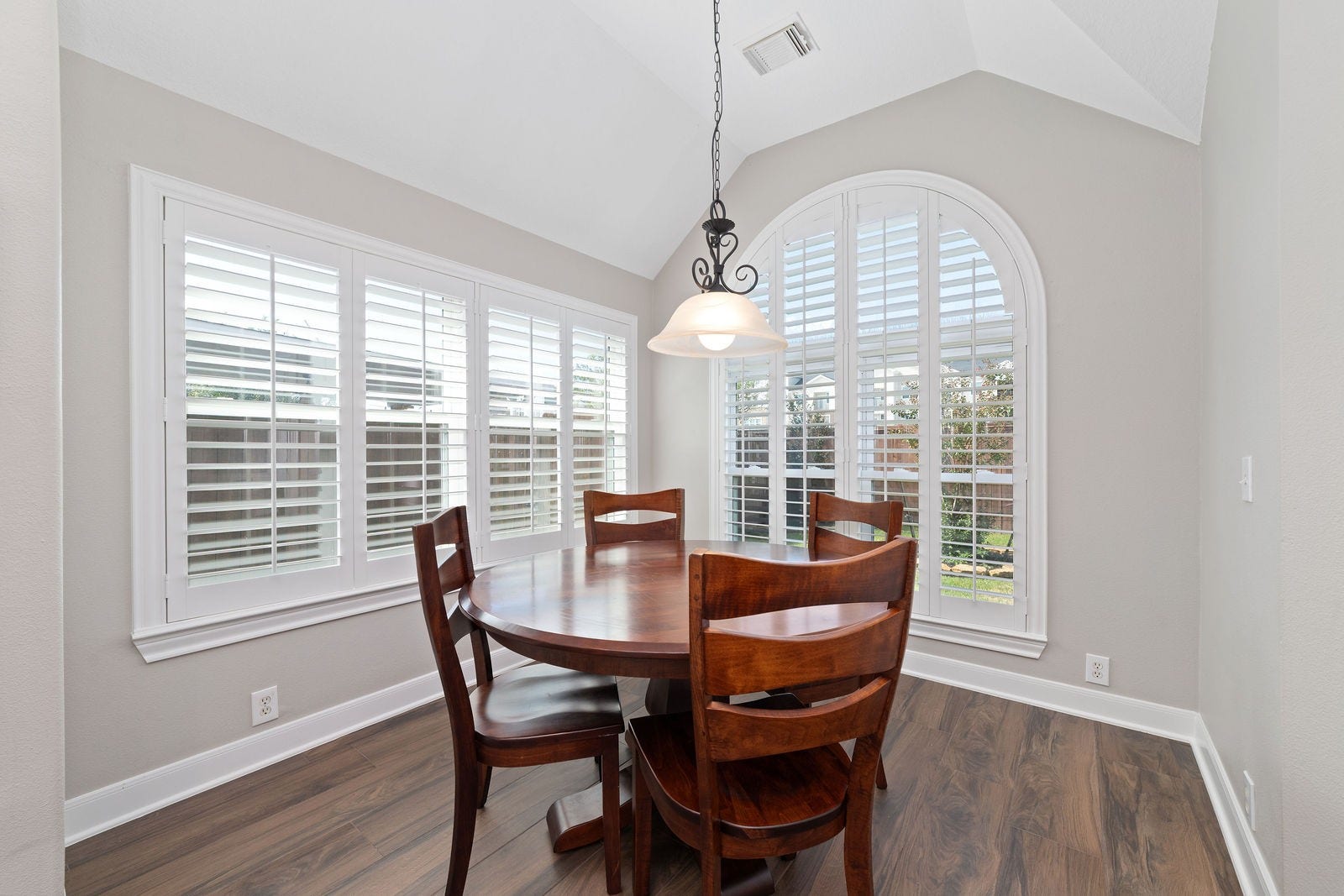20611 Cypress Tree Lane, Spring, TX 77388 Breakfast area