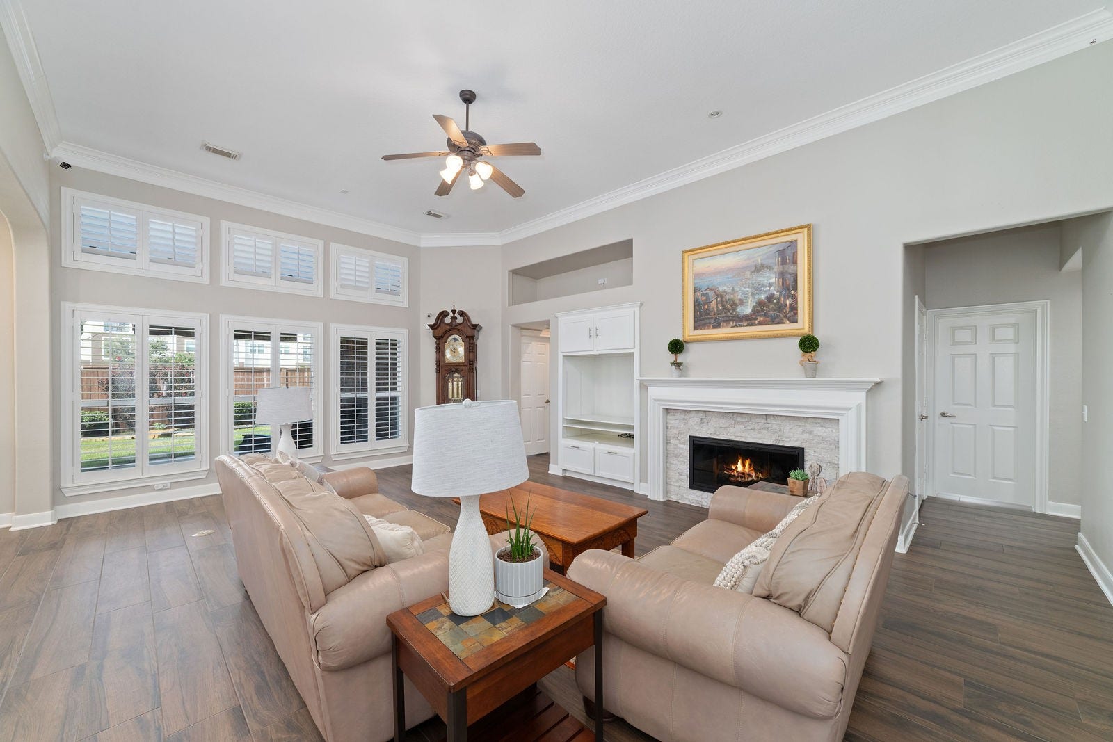 20611 Cypress Tree Lane, Spring, TX 77388 Living room