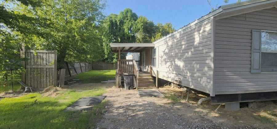 Property photo for 405 Battlebell Road, #1, Highlands, TX