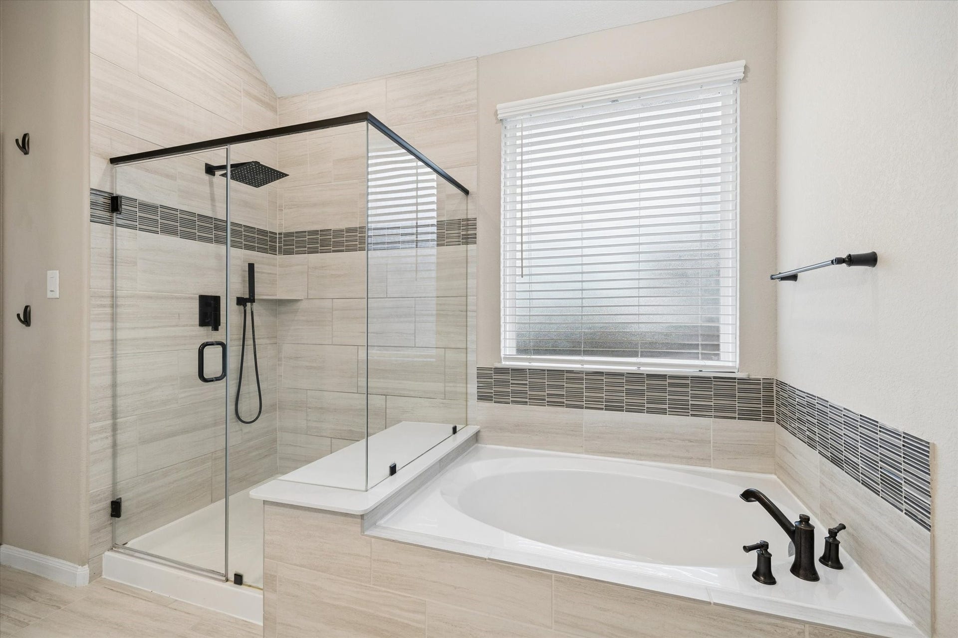 1924 Canyon Live Oak Street, Conroe, TX 77304 1924 Canyon Live Oak Street, Conroe, TX 77304