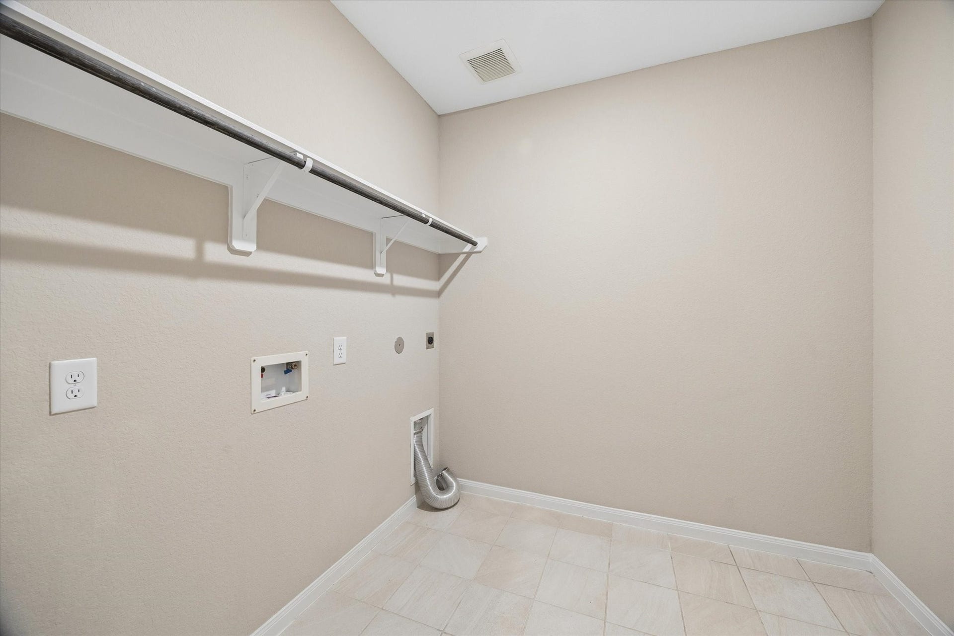 1924 Canyon Live Oak Street, Conroe, TX 77304 1924 Canyon Live Oak Street, Conroe, TX 77304