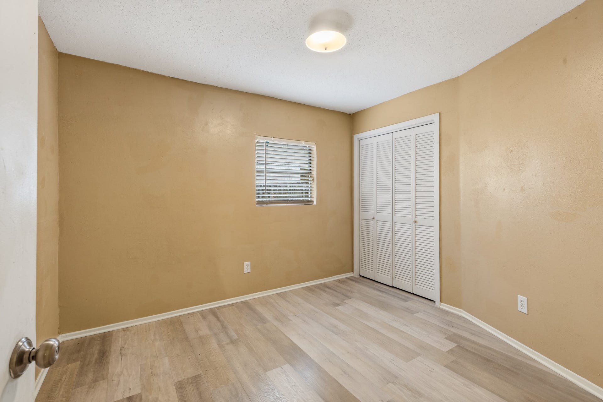 10722 Highland Woods Drive, Sugar Land, TX 77498 Bedroom