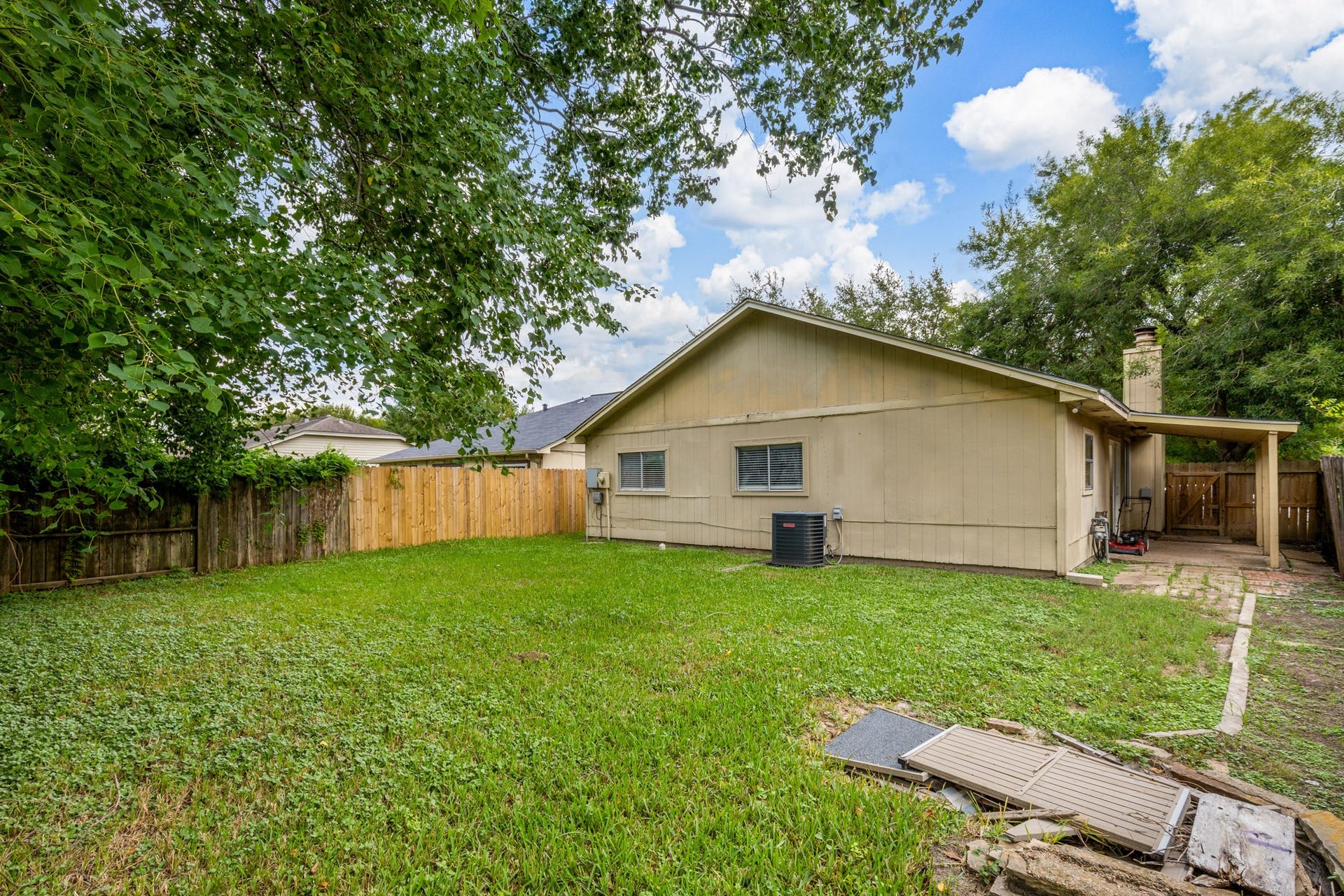 10722 Highland Woods Drive, Sugar Land, TX 77498 BackYard
