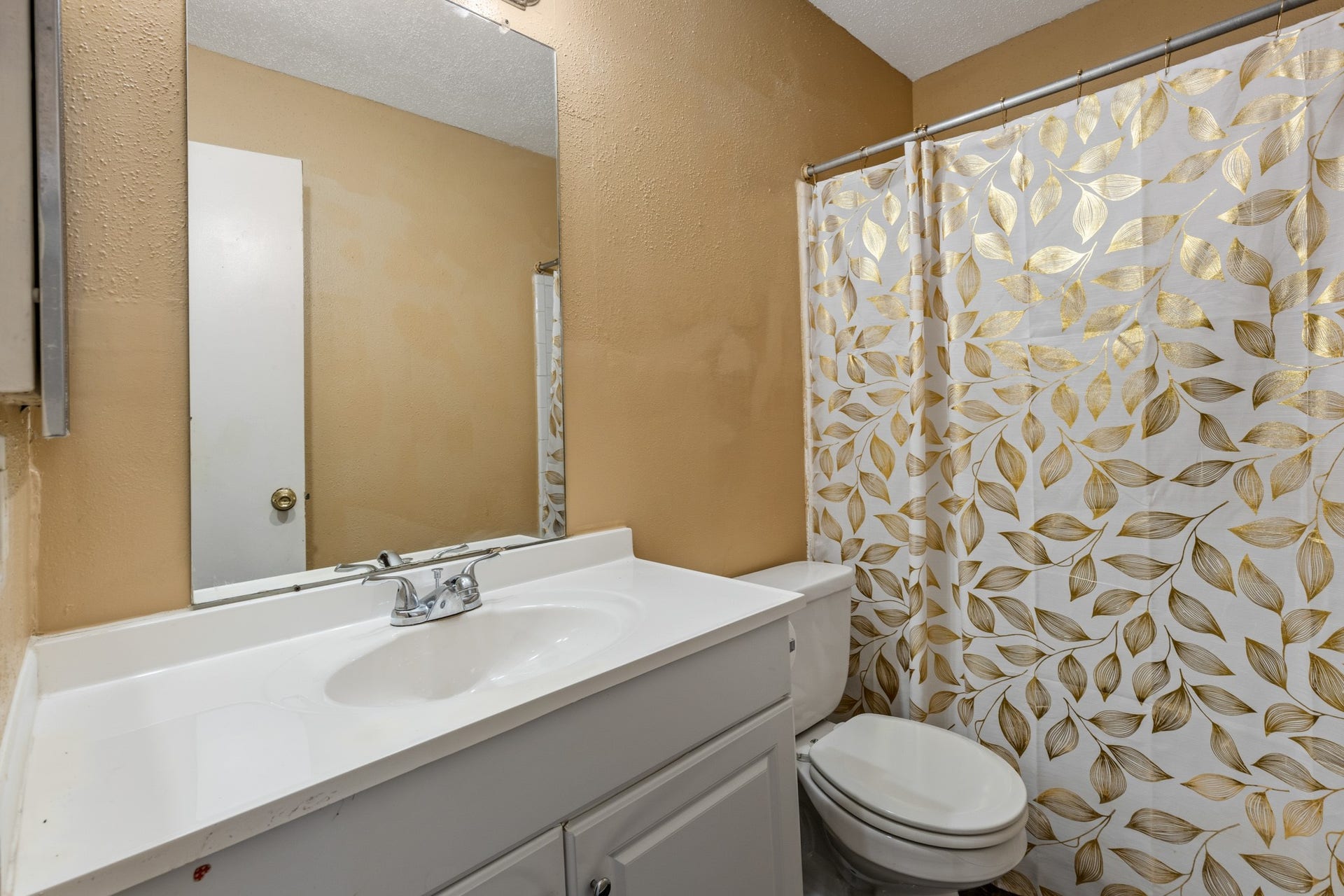 10722 Highland Woods Drive, Sugar Land, TX 77498 Bathroom