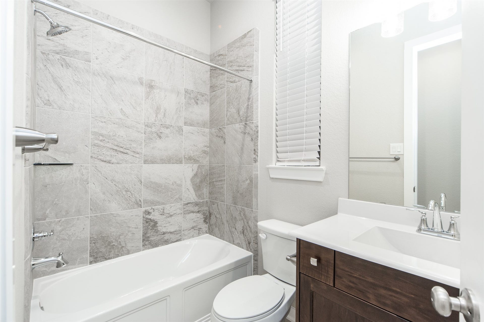 8706 Fox Trail Drive, Missouri City, TX 77459 8706 Fox Trail Drive, Missouri City, TX 77459