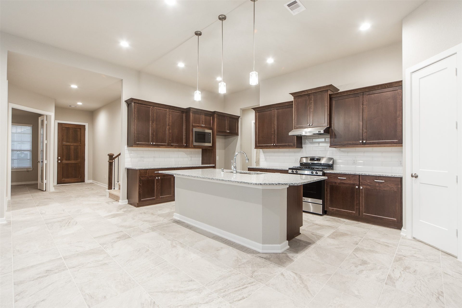 8706 Fox Trail Drive, Missouri City, TX 77459 8706 Fox Trail Drive, Missouri City, TX 77459