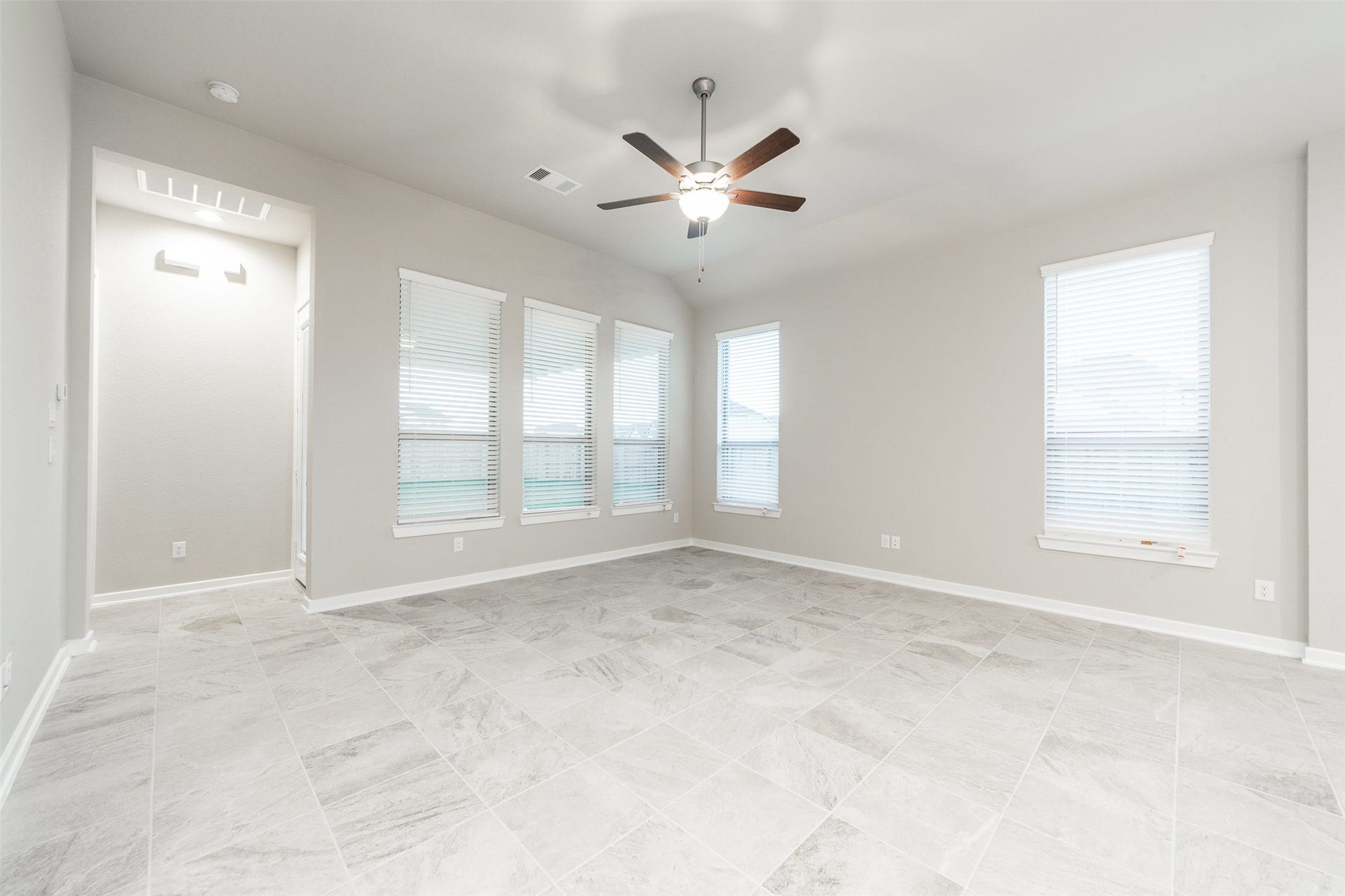 8706 Fox Trail Drive, Missouri City, TX 77459 8706 Fox Trail Drive, Missouri City, TX 77459