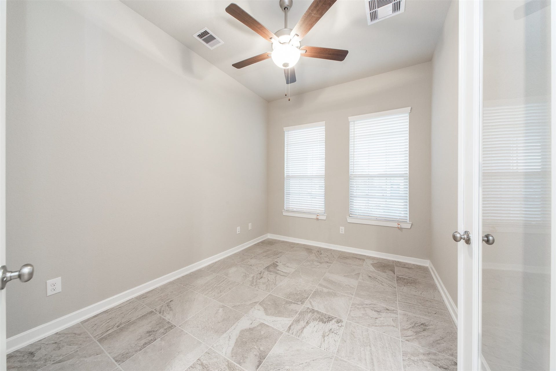 8706 Fox Trail Drive, Missouri City, TX 77459 8706 Fox Trail Drive, Missouri City, TX 77459