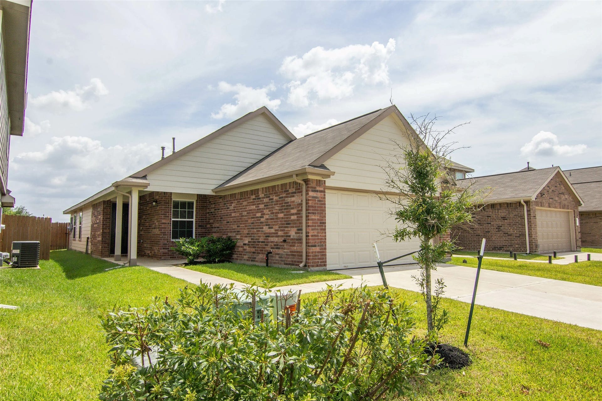 24011 Avogadro Drive, Katy, TX 77493 24011 Avogadro Drive, Katy, TX 77493