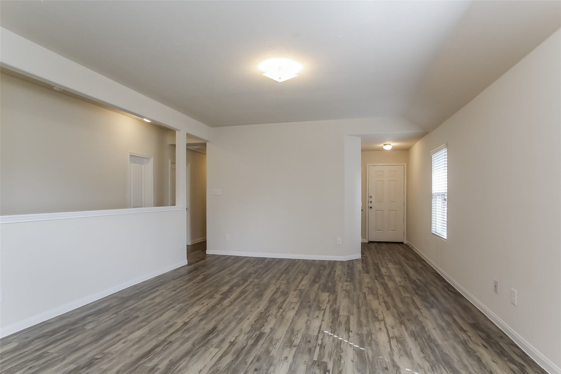 24011 Avogadro Drive, Katy, TX 77493 Photos may be representative of the floor plan and not the exact home. Finishes, layout, and features of the actual property for lease may vary.