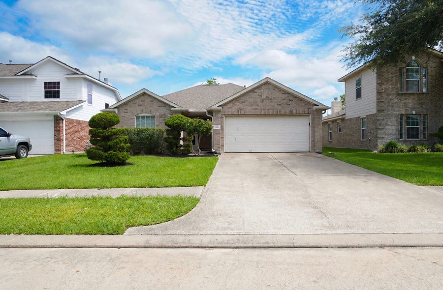 Property photo for 18106 Bluefield Lane, Richmond, TX