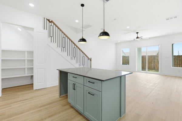 110 Luetta Street, Houston, TX 77076 110 Luetta Street, Houston, TX 77076