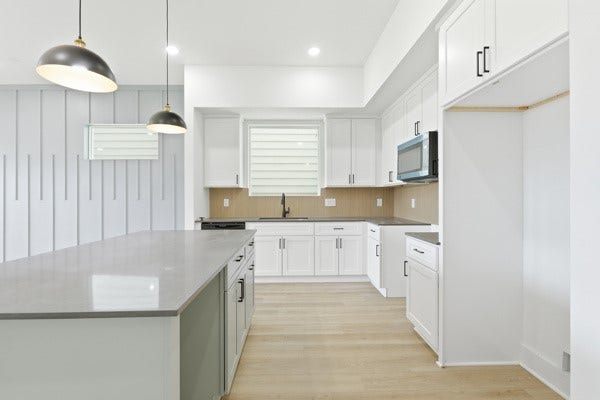 110 Luetta Street, Houston, TX 77076 110 Luetta Street, Houston, TX 77076