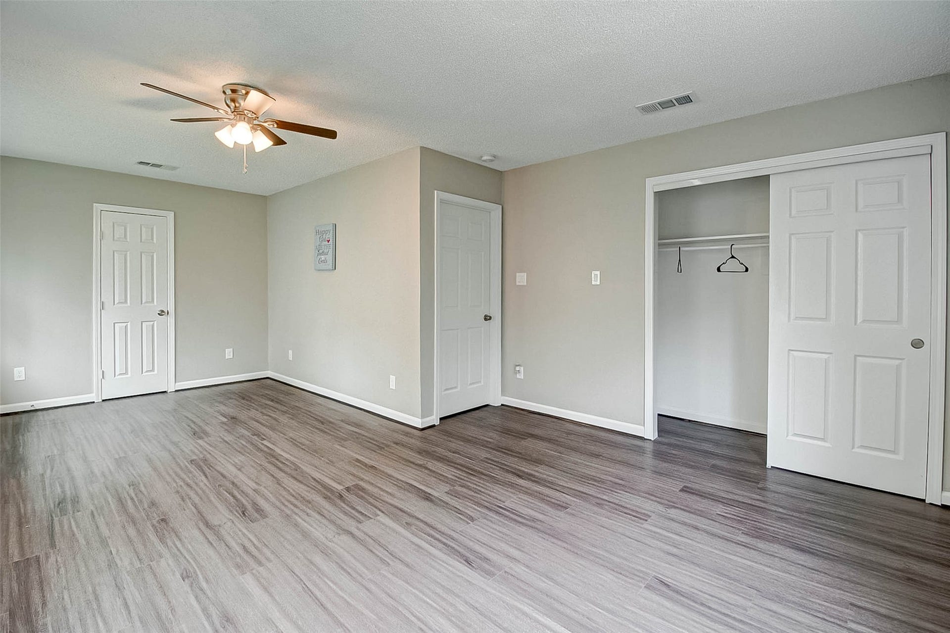 215 Acacia Street, Lake Jackson, TX 77566 215 Acacia Street, Lake Jackson, TX 77566