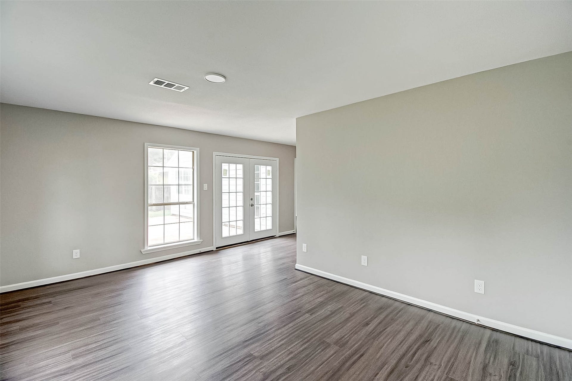 215 Acacia Street, Lake Jackson, TX 77566 215 Acacia Street, Lake Jackson, TX 77566