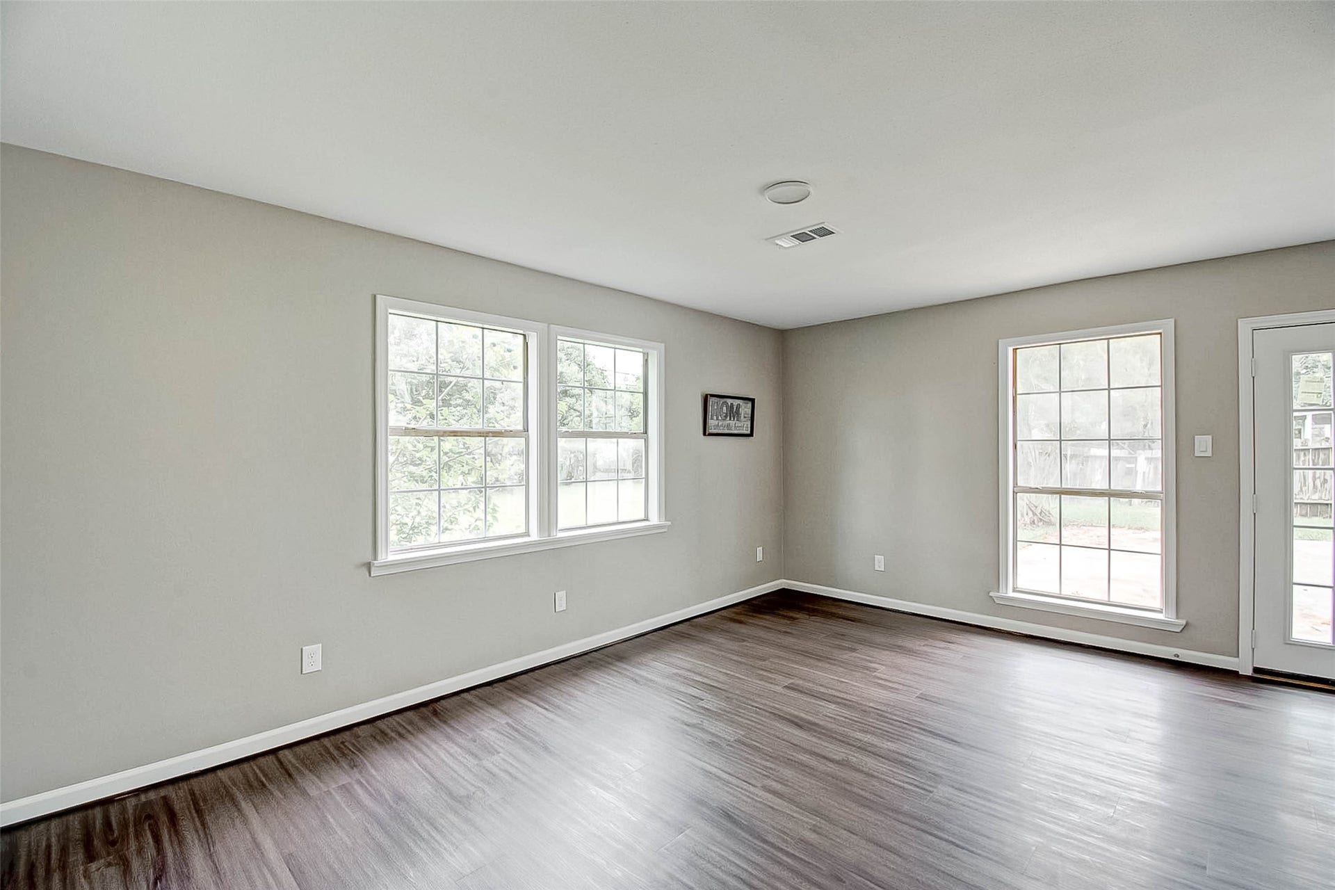 215 Acacia Street, Lake Jackson, TX 77566 215 Acacia Street, Lake Jackson, TX 77566
