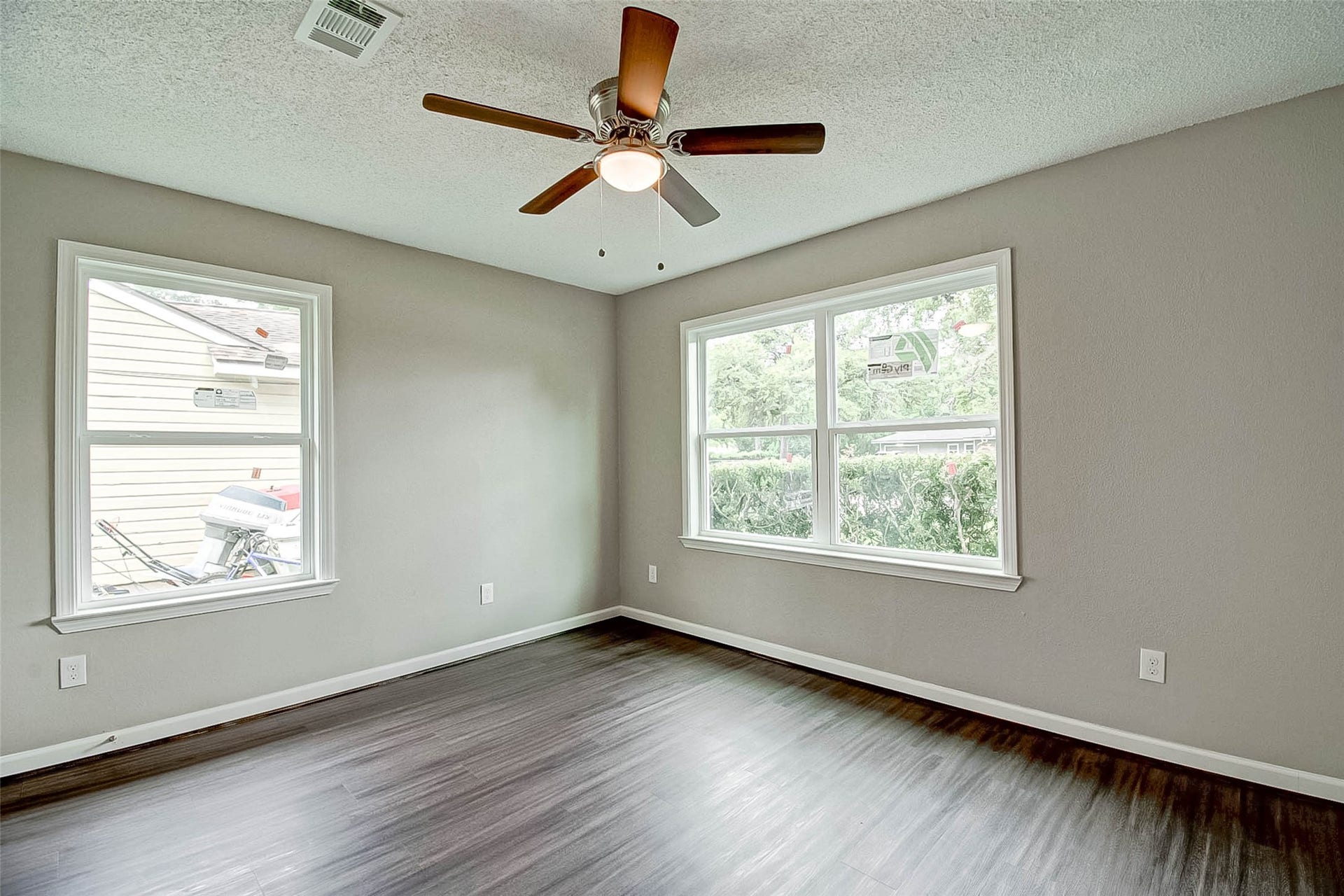 215 Acacia Street, Lake Jackson, TX 77566 215 Acacia Street, Lake Jackson, TX 77566