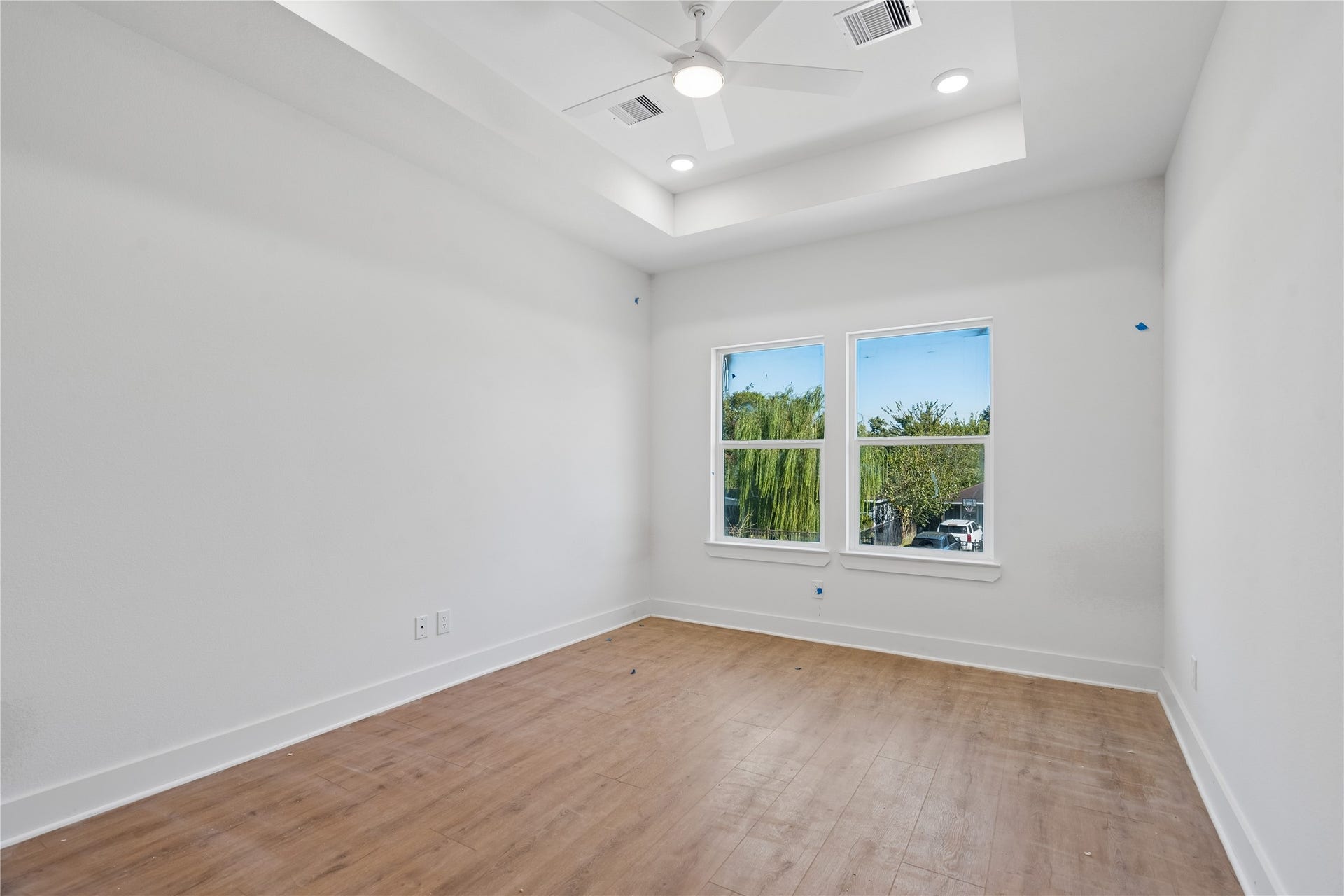 5014 Willow Glen Drive, Houston, TX 77033 UNIT B