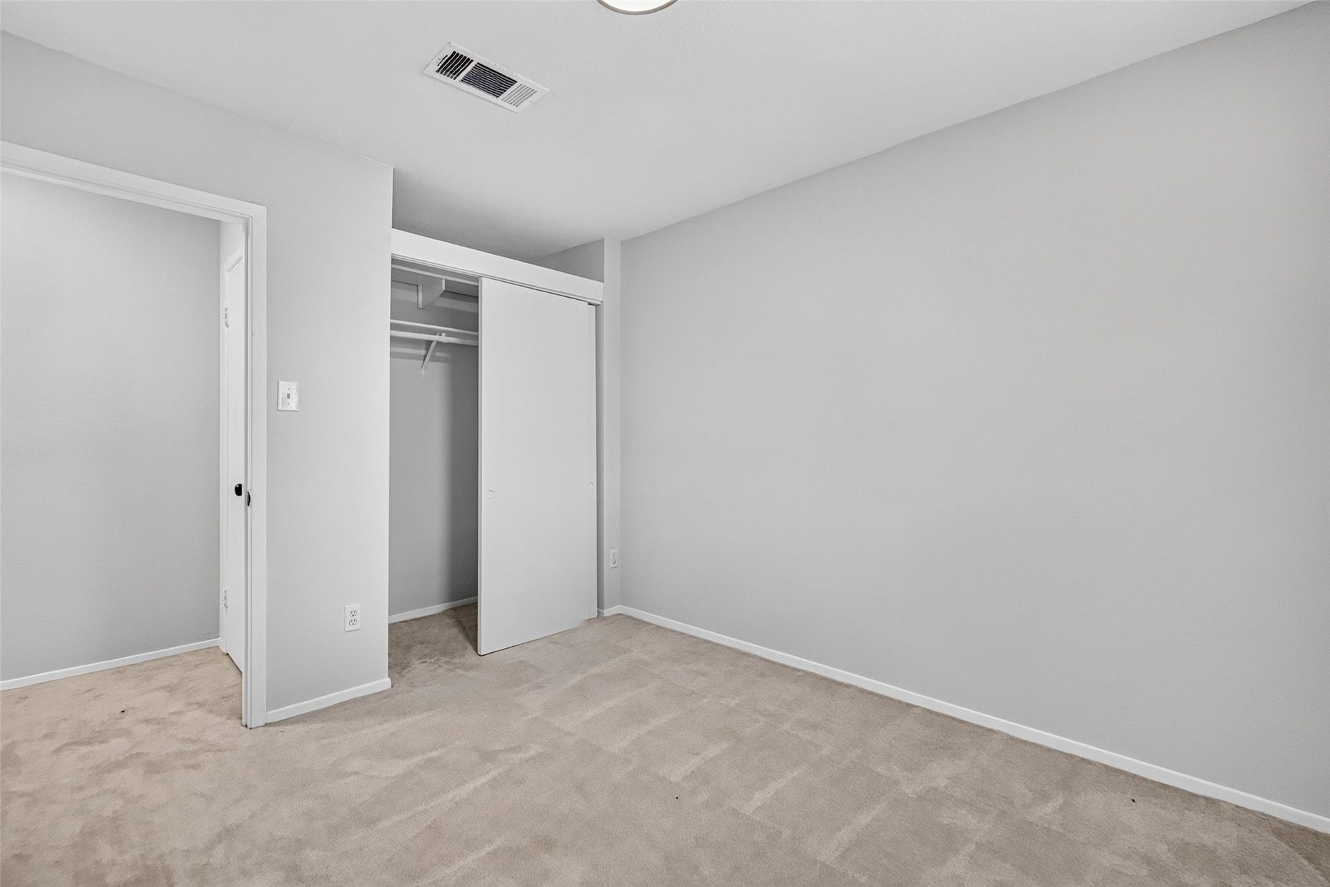 5833 Village Forest Court, Houston, TX 77092 5833 Village Forest Court, Houston, TX 77092