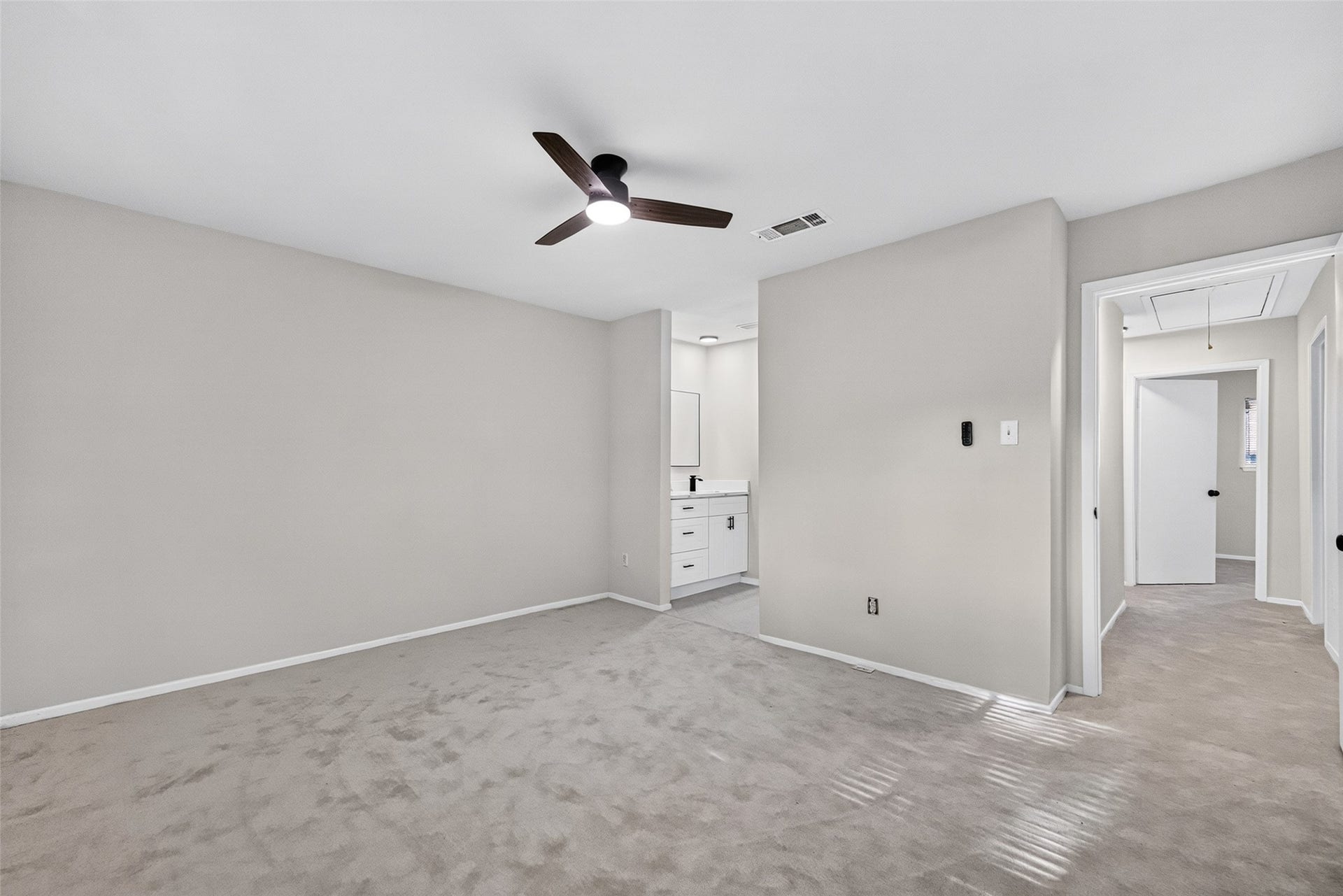 5833 Village Forest Court, Houston, TX 77092 5833 Village Forest Court, Houston, TX 77092