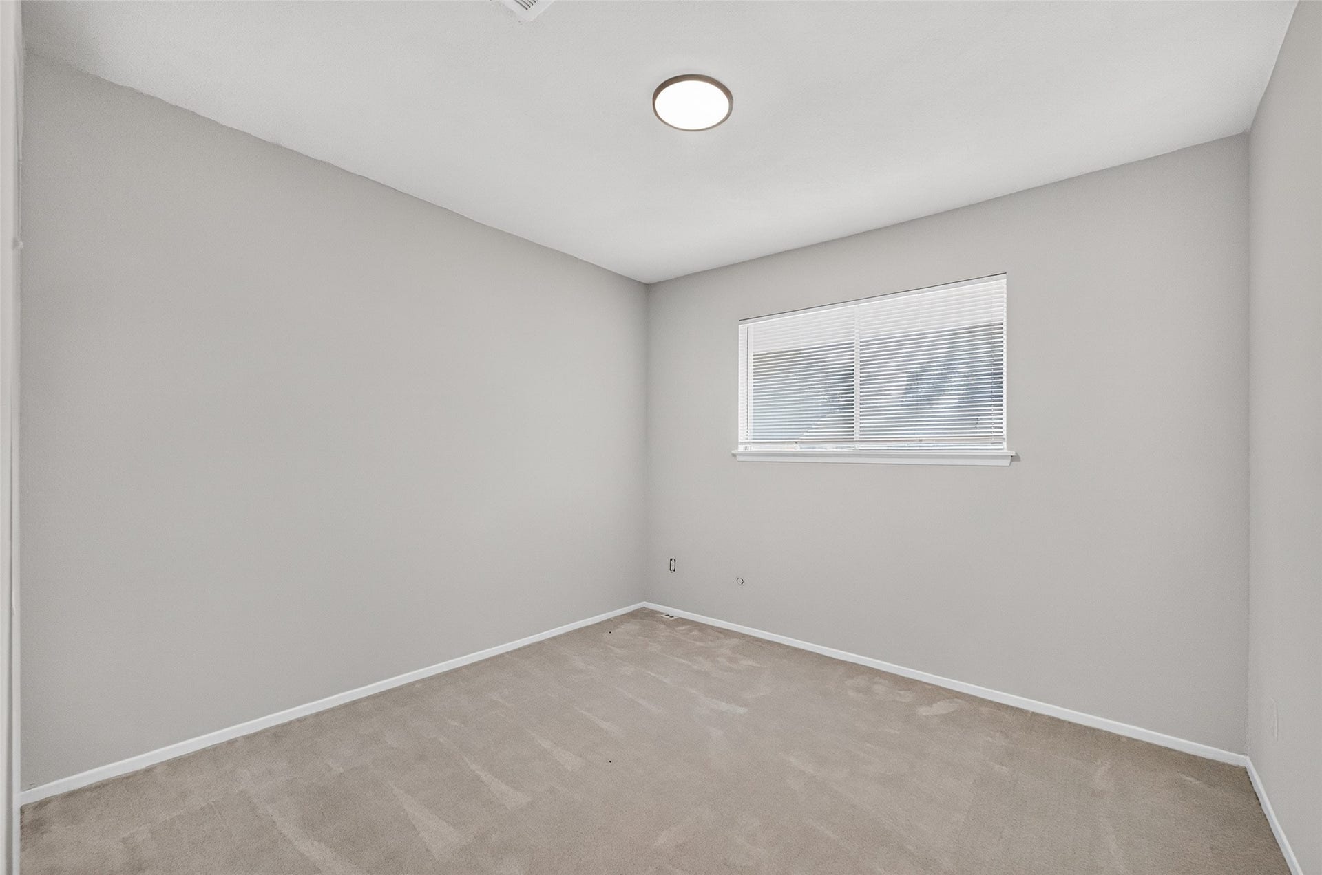 5833 Village Forest Court, Houston, TX 77092 5833 Village Forest Court, Houston, TX 77092