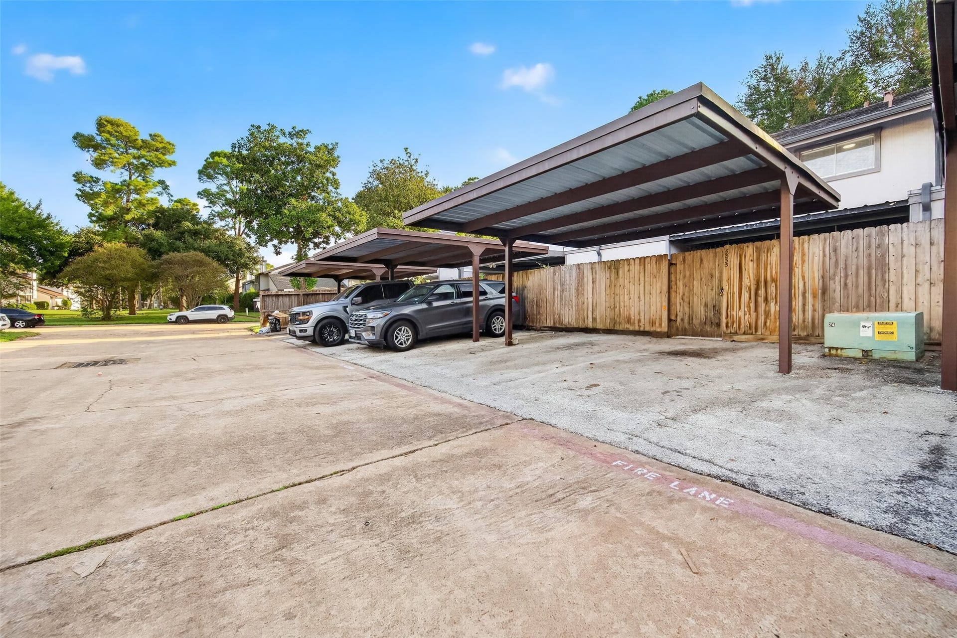 5833 Village Forest Court, Houston, TX 77092 5833 Village Forest Court, Houston, TX 77092