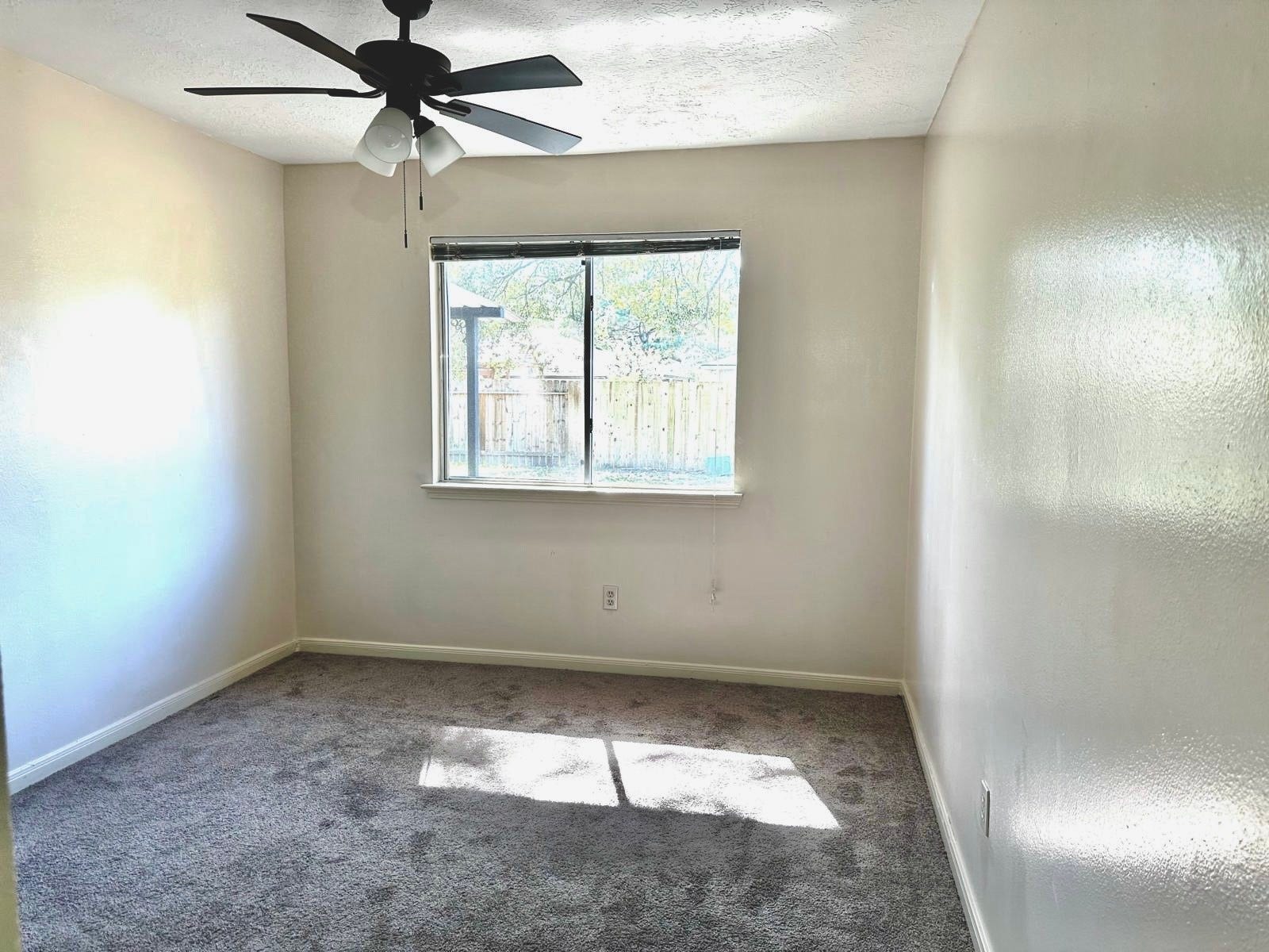 28811 Atherstone Street, Spring, TX 77386 28811 Atherstone Street, Spring, TX 77386